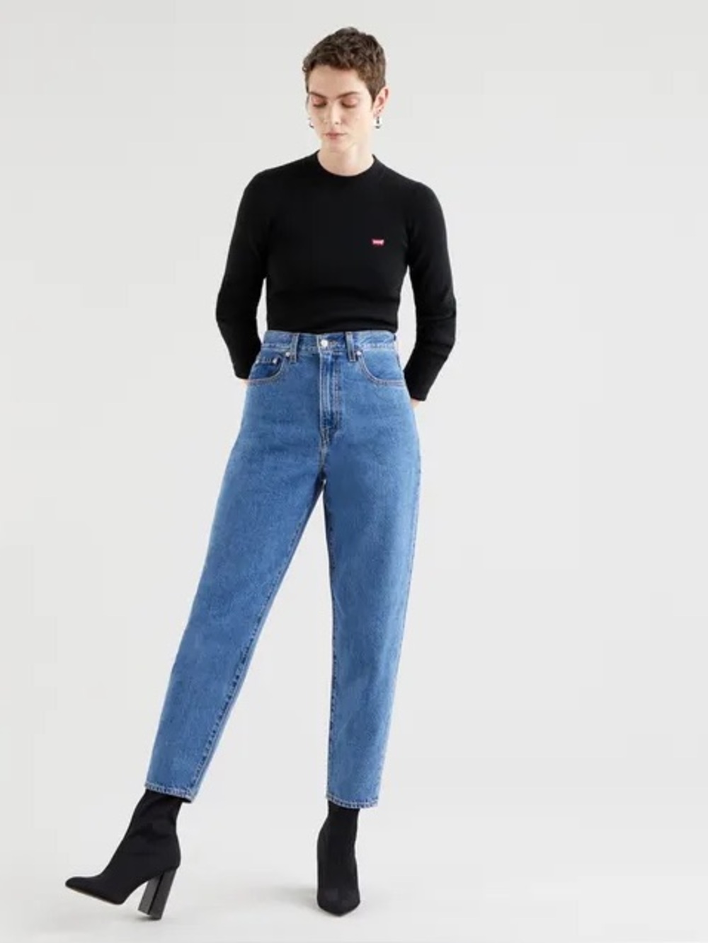 LEVI'S High Rise Loose Tapered Jean size 30